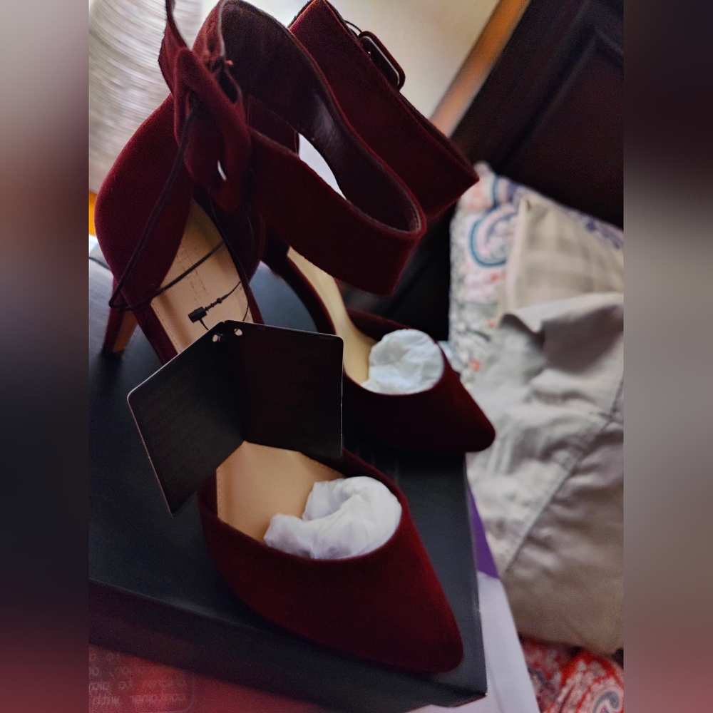 Forever 21 IH-Romamia Wine color heel size 9 - Picture 2 of 6